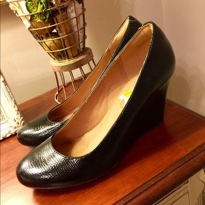 Clark’s Leather Wedge Heels Black 8.5